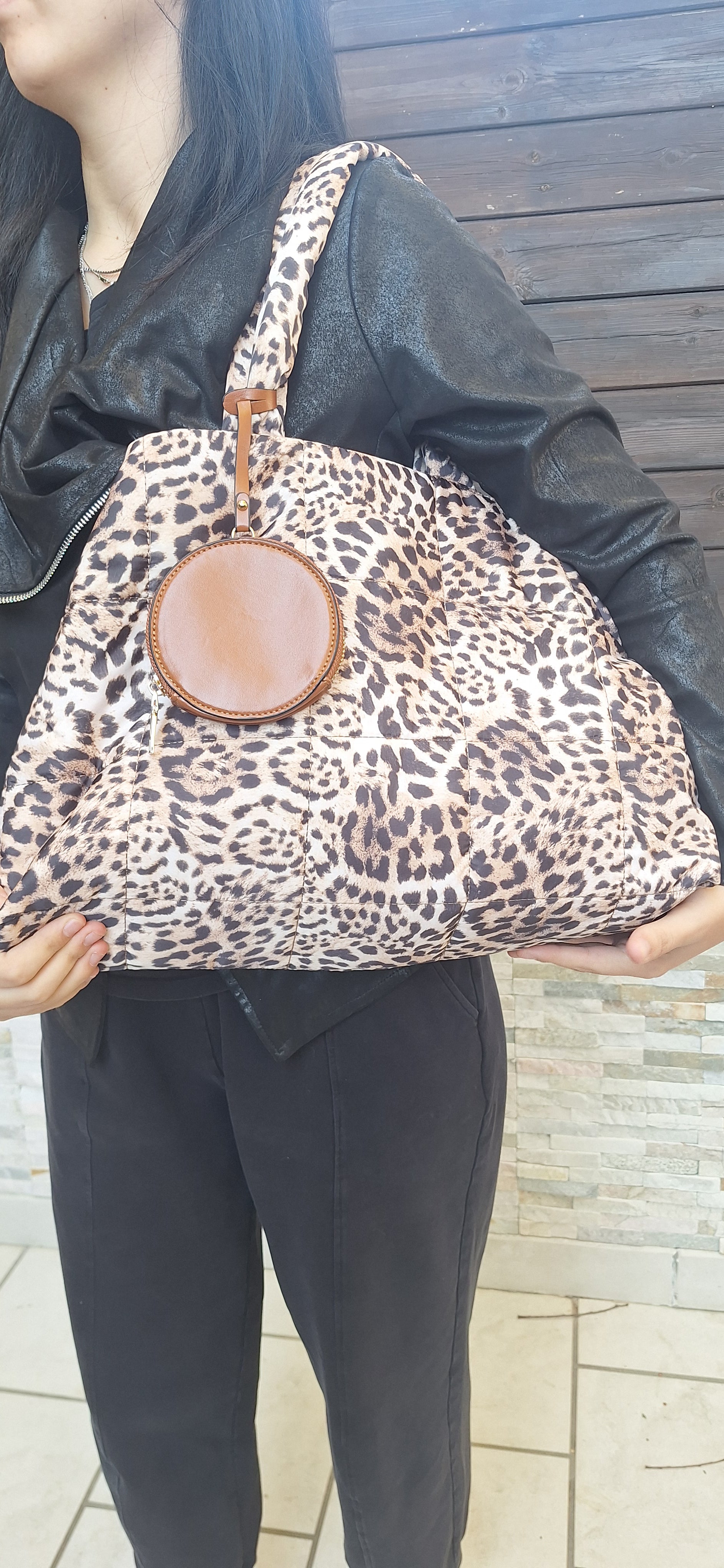 BORSA MORBIDA TRAPUNTA MACULATA