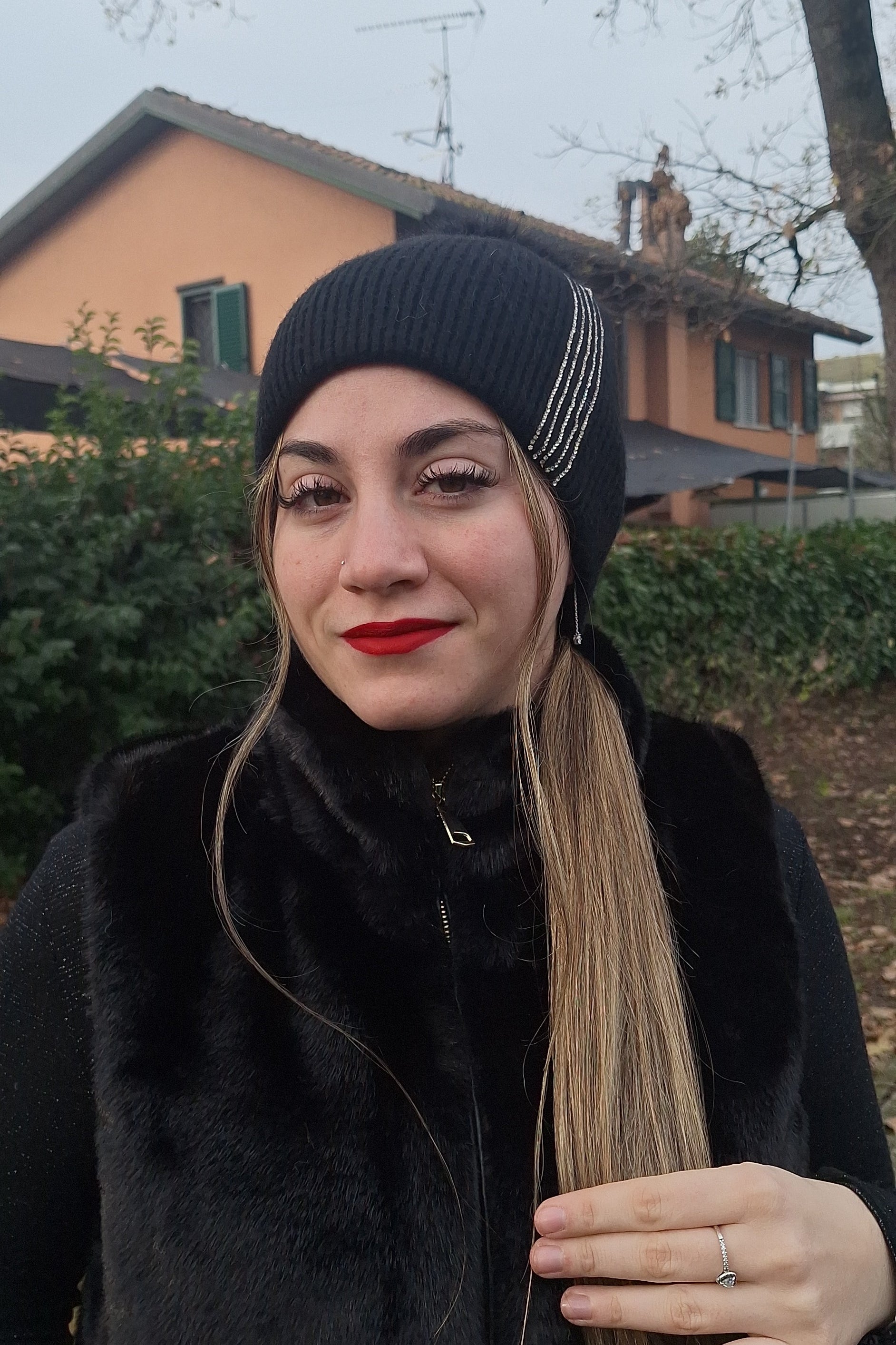 CUFFIA LANA NERA 5 RIGHE STRASS