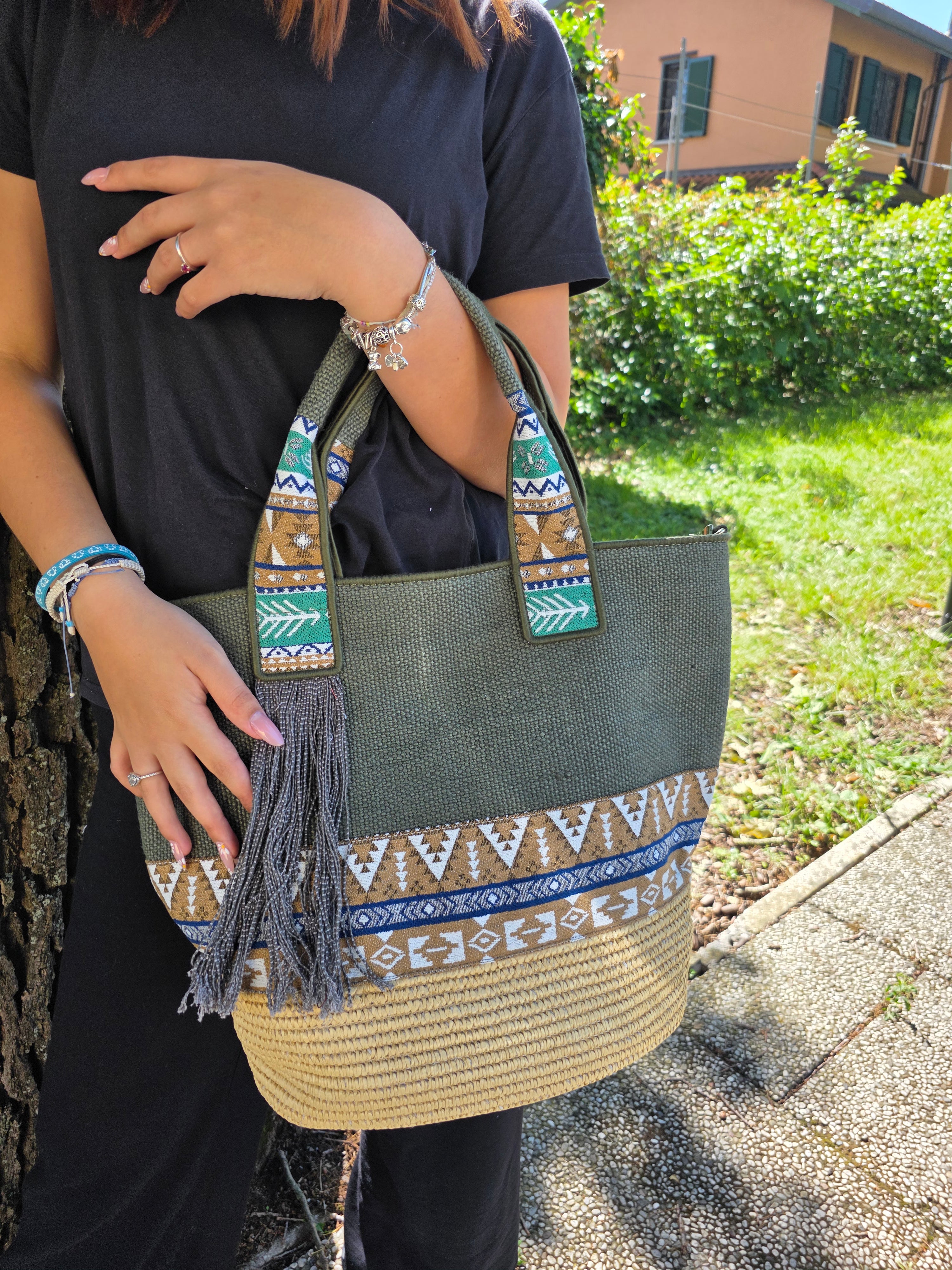 BORSA AZTECA AURI