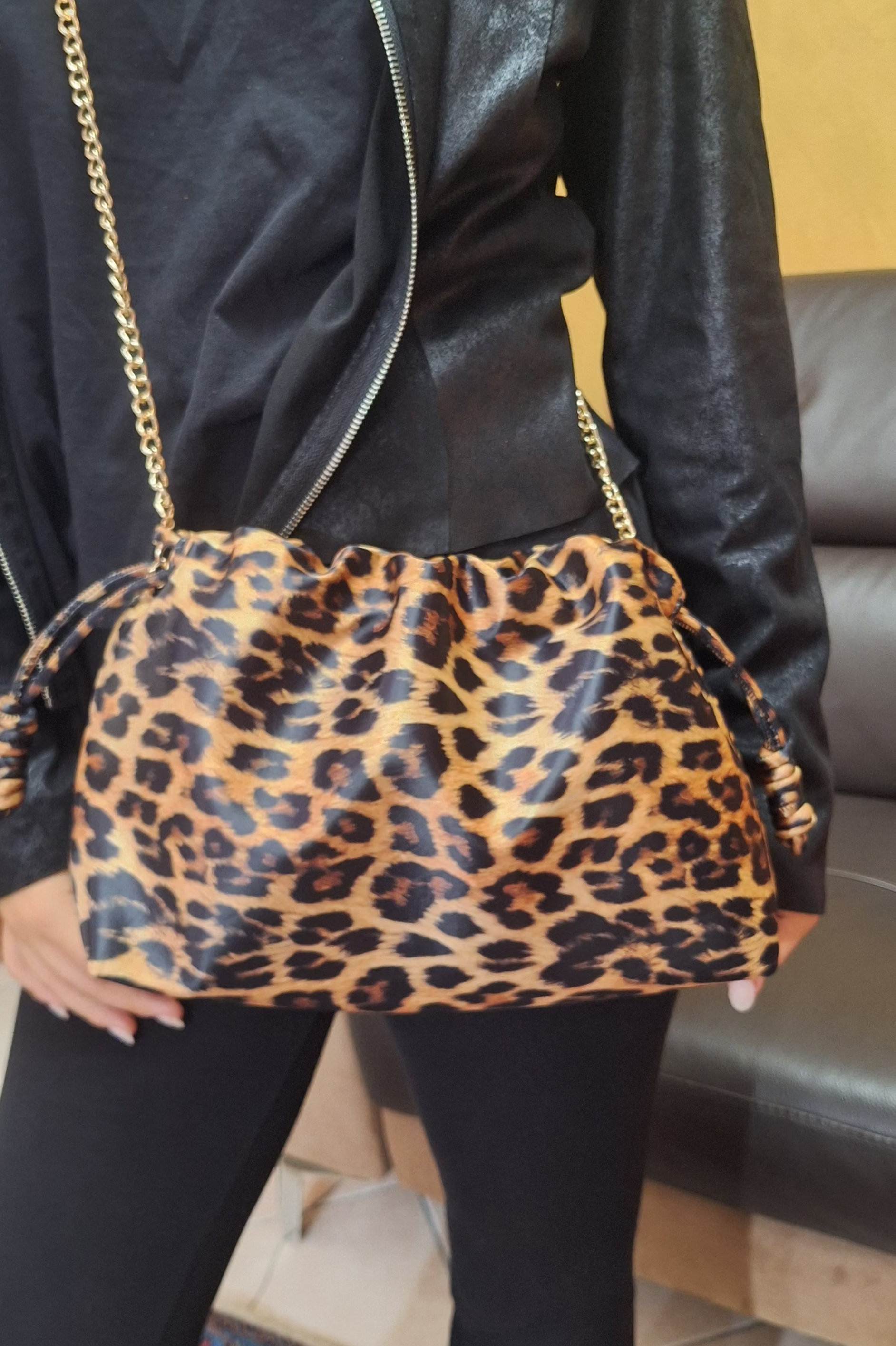 CLOUTH MACULATA LISCIA