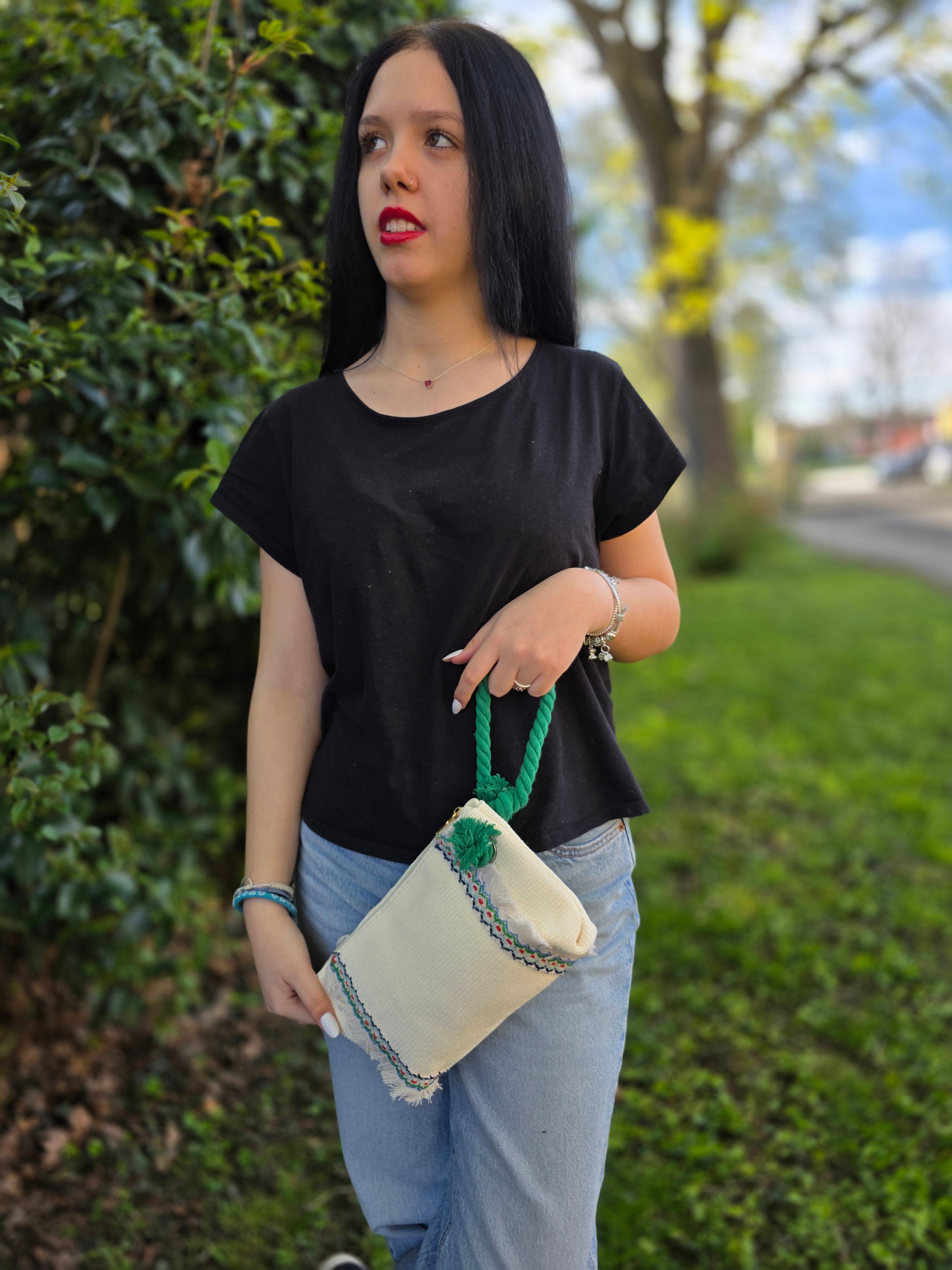 POCHETTE JUTA CON LACCIO