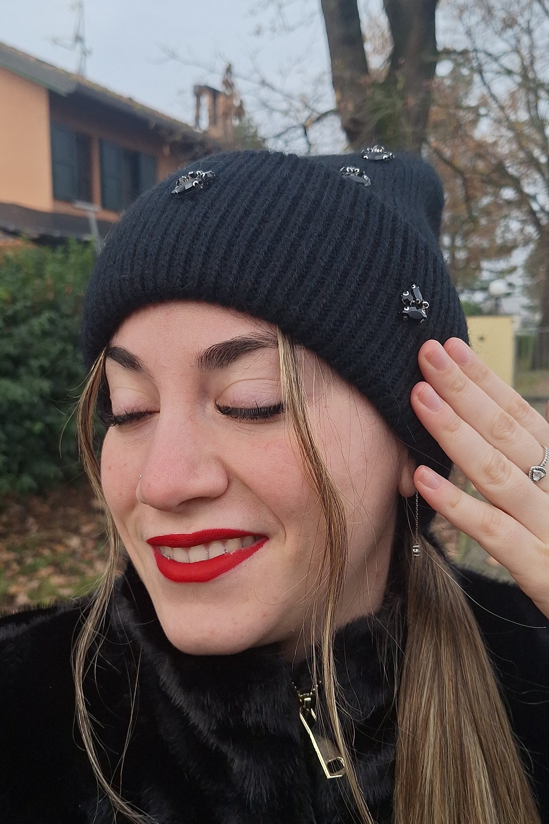 CUFFIA LANA RIVOLI NERA