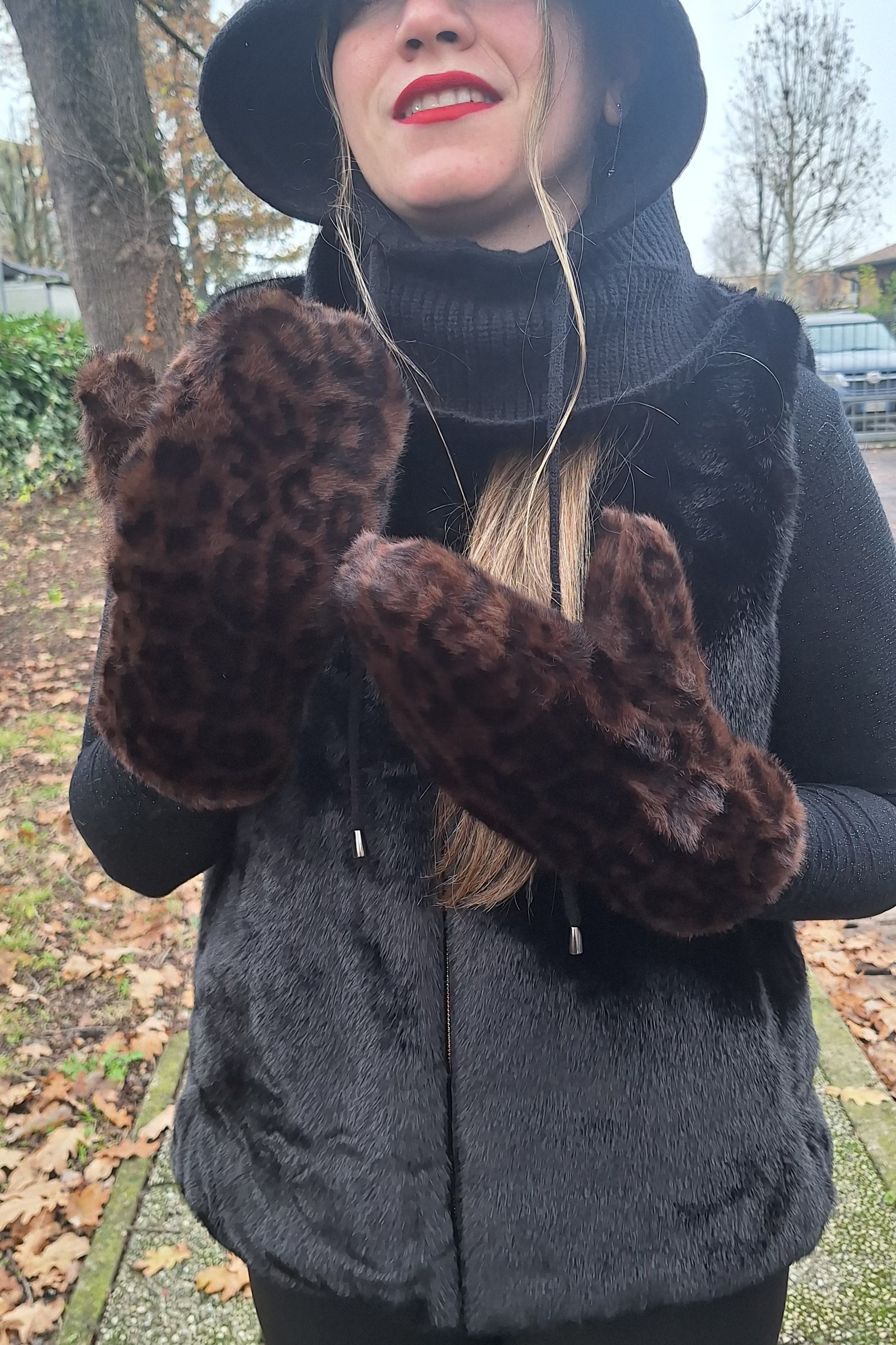 MANOPOLA ECOPELLICCIA MACULATA