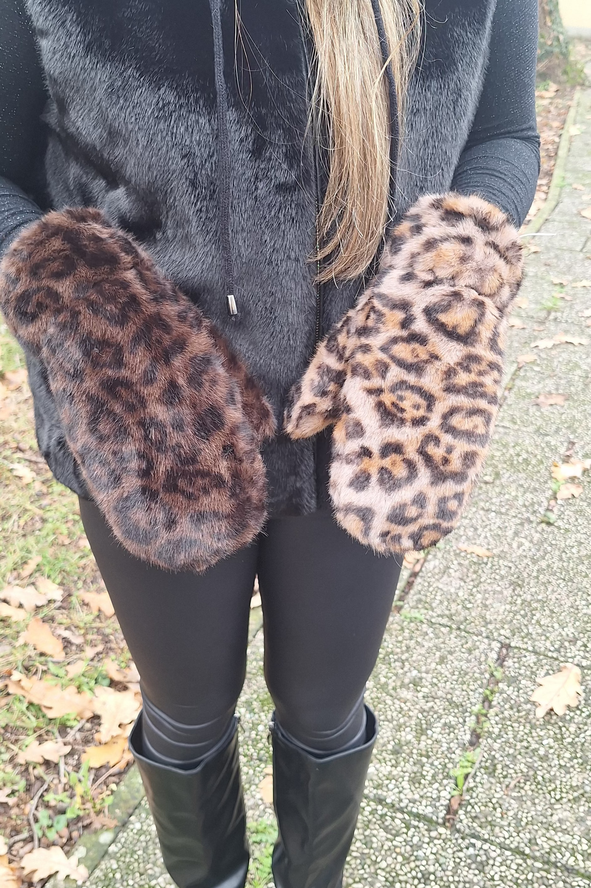 MANOPOLA ECOPELLICCIA MACULATA