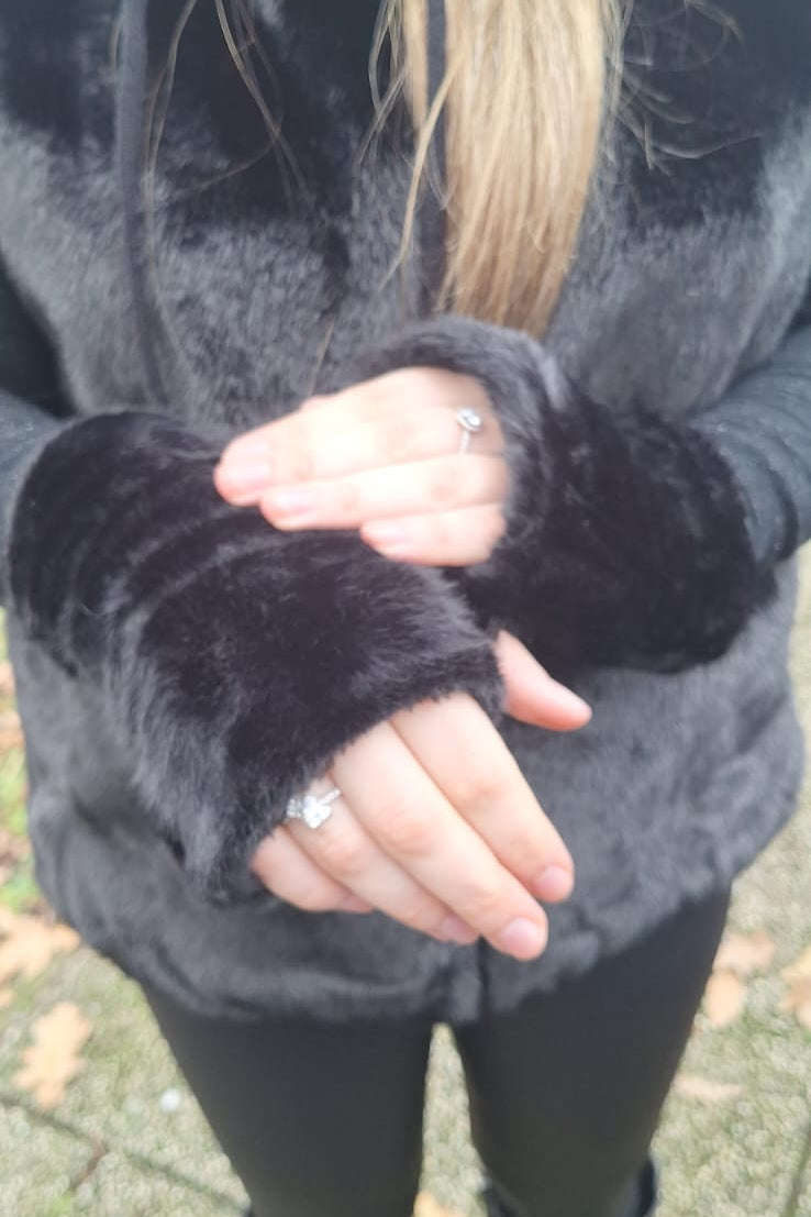 GUANTO ECOPELLICCIA SENZA DITA