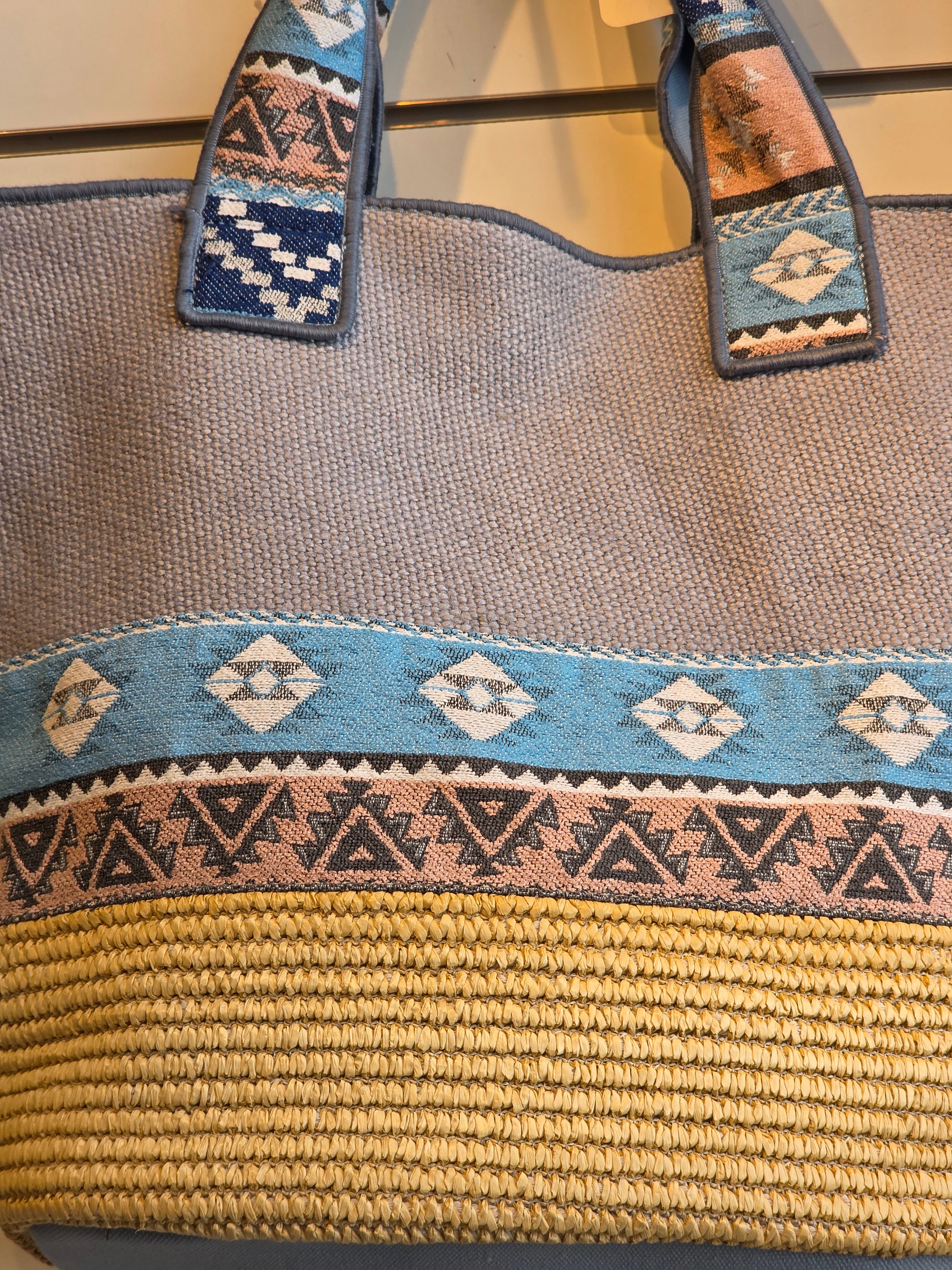 BORSA AZTECA AURI