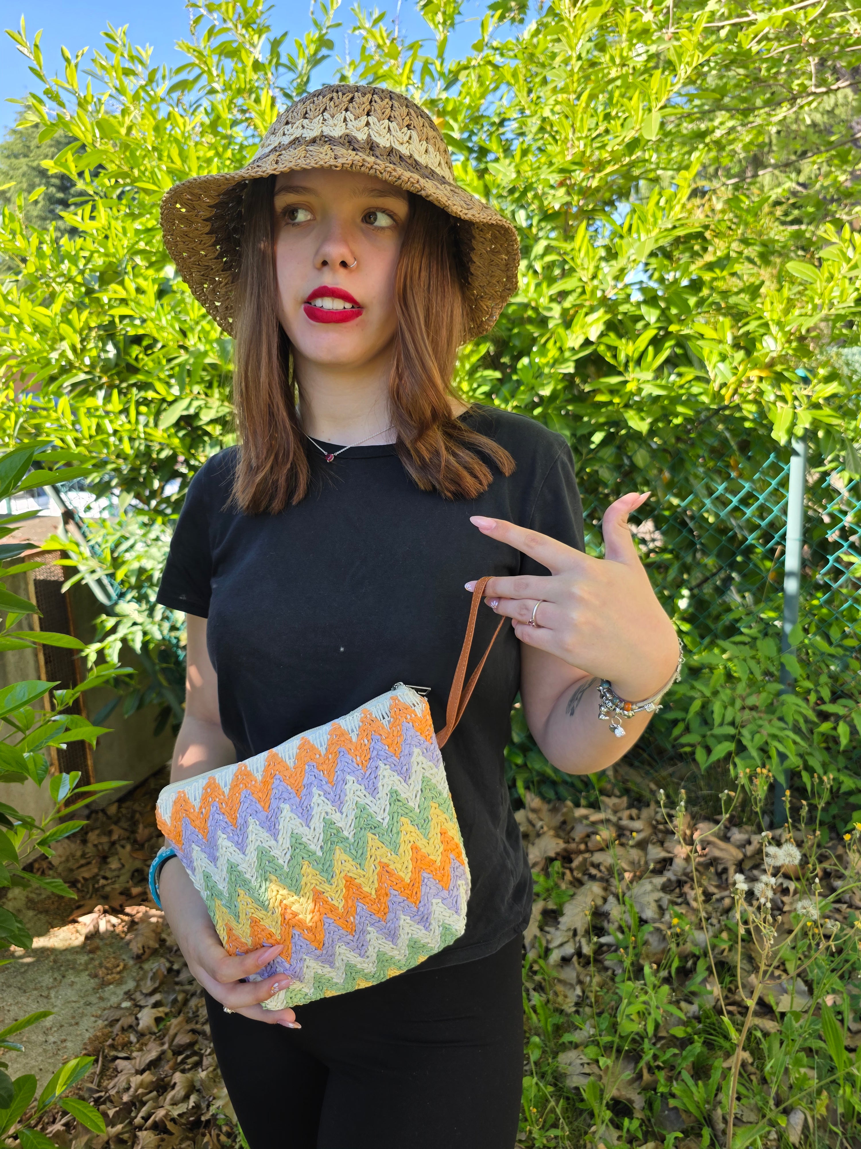 POCHETTE RAFFIA ZIG ZAG LACCIO