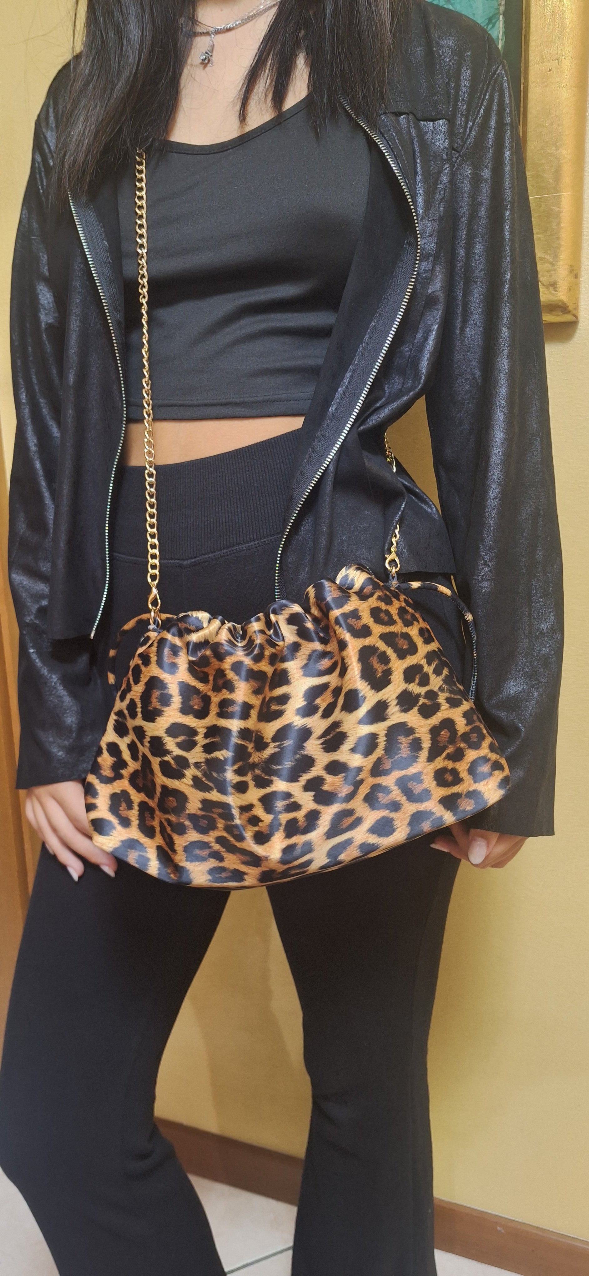 CLOUTH MACULATA LISCIA